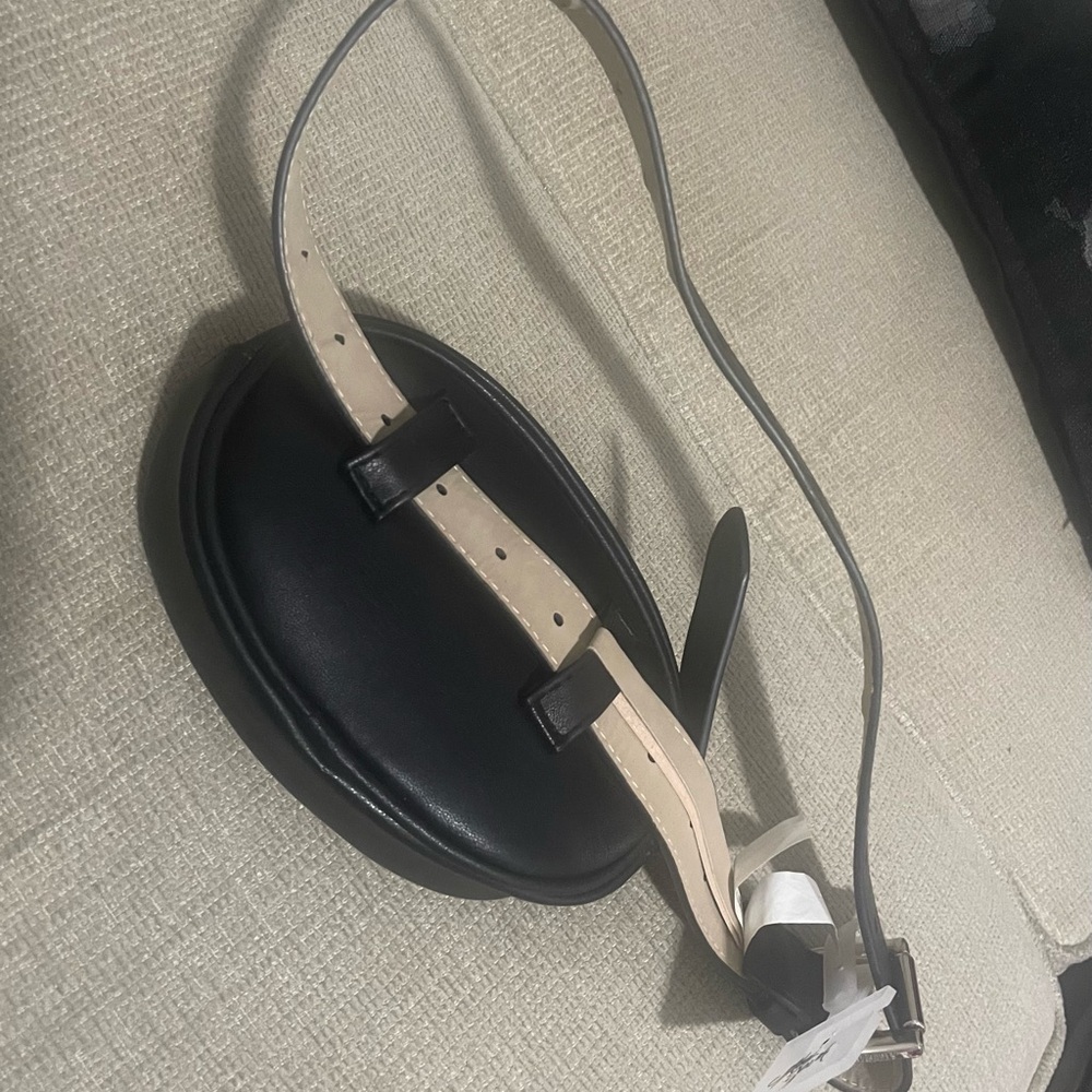 Fanny Pack! - image 3